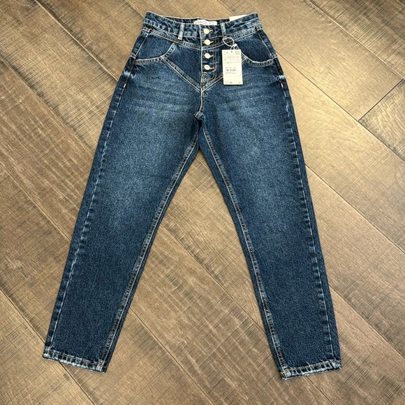 NWT HIGH RISE JEANS SIZE 4 - Picture 1 of 17